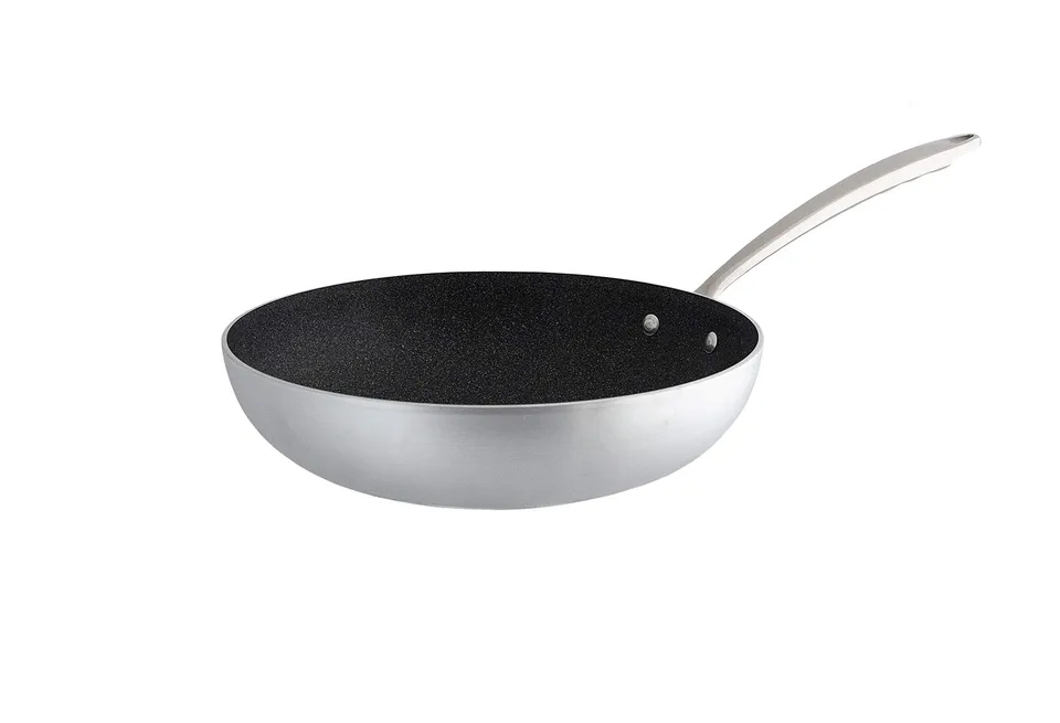 pentole-agnelli-padella-antiaderente-pelle-di-squalo-in-alluminio-32-cm-adatta-a image 1