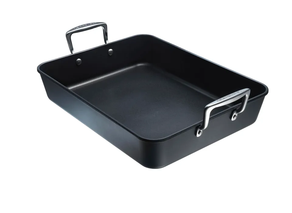 le-creuset-toughened-nonstick-arrostiera-rettangolare-antiaderente-in-alluminio- image 1
