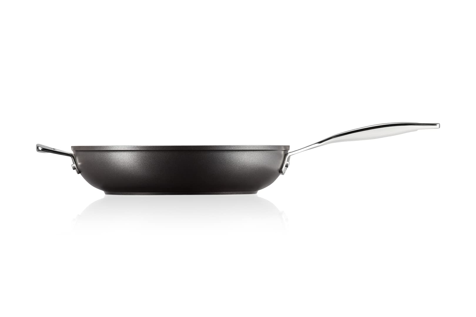 le-creuset-padella-alta-con-maniglia-in-alluminio-antiaderente-28-cm-induzione-n image 5