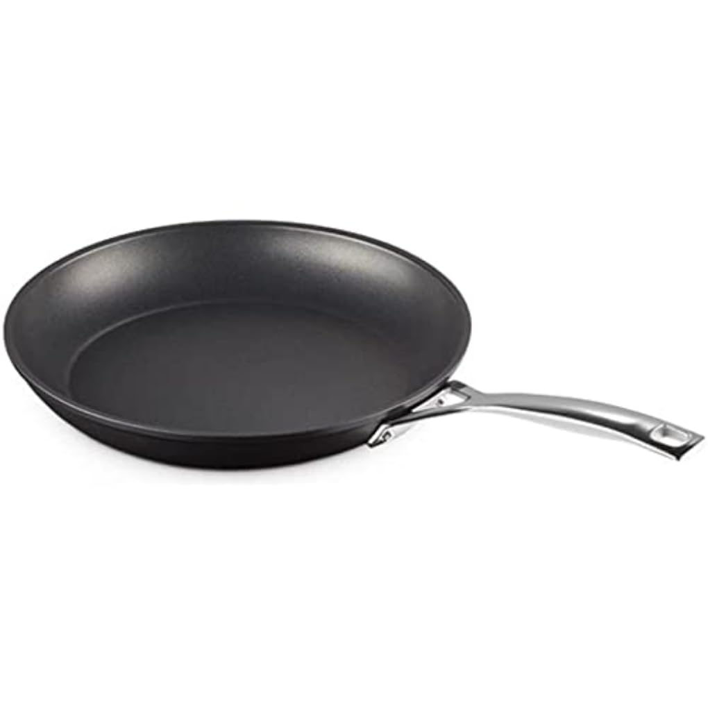 le-creuset-padella-bassa-in-alluminio-antiaderente-28-cm-rivestimento-3-strati-r image 1