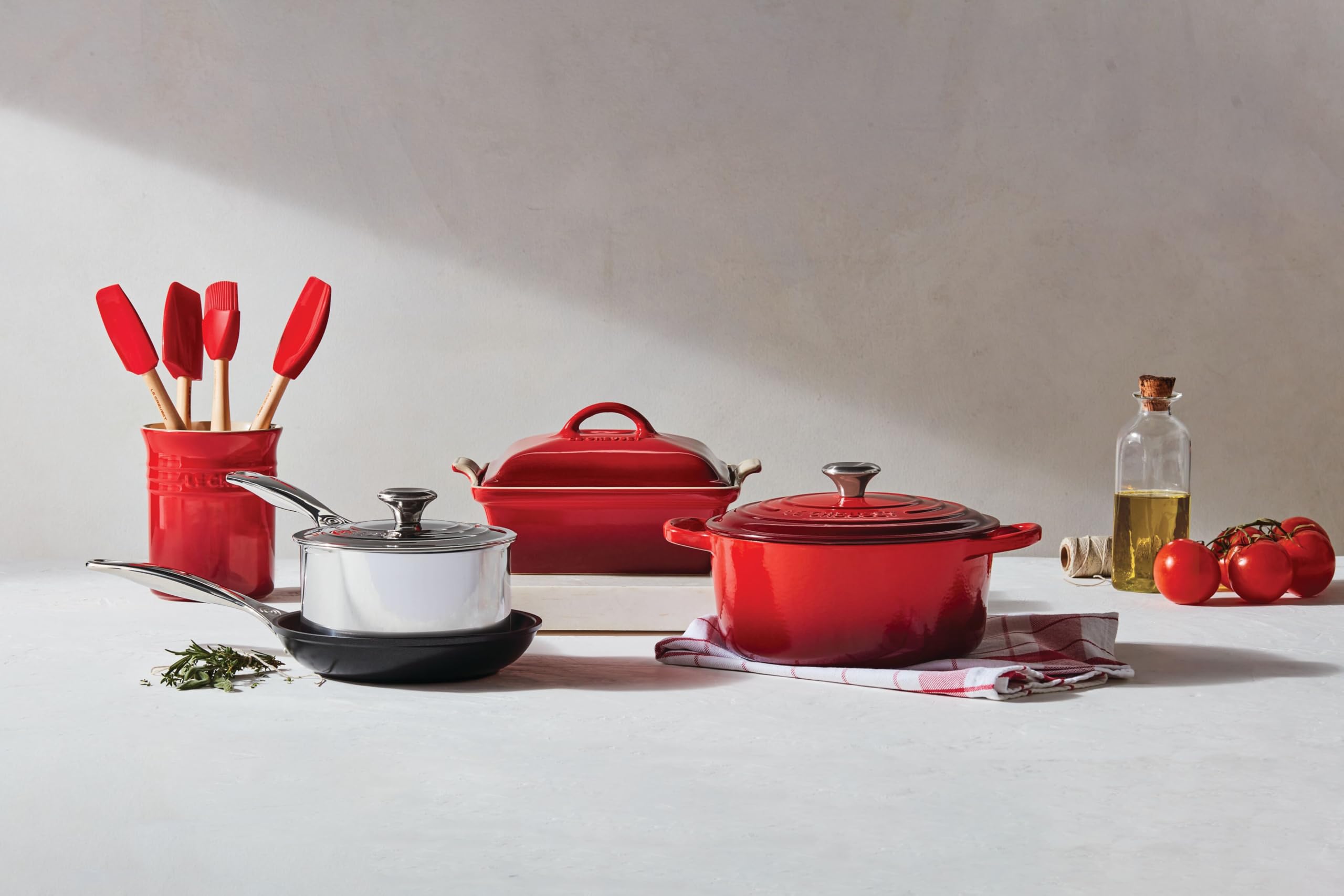 le-creuset-classic-contenitore-con-4-spatole-da-cucina-in-silicone-1-1-l-confezi image 8