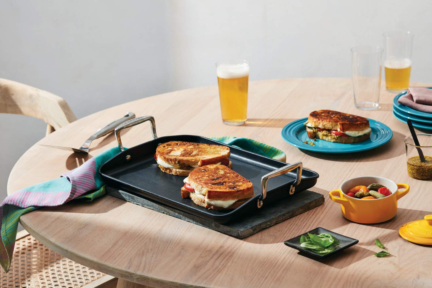 le-creuset-toughened-nonstick-grill-rectangolare-antiaderente-in-alluminio-35-cm image 2