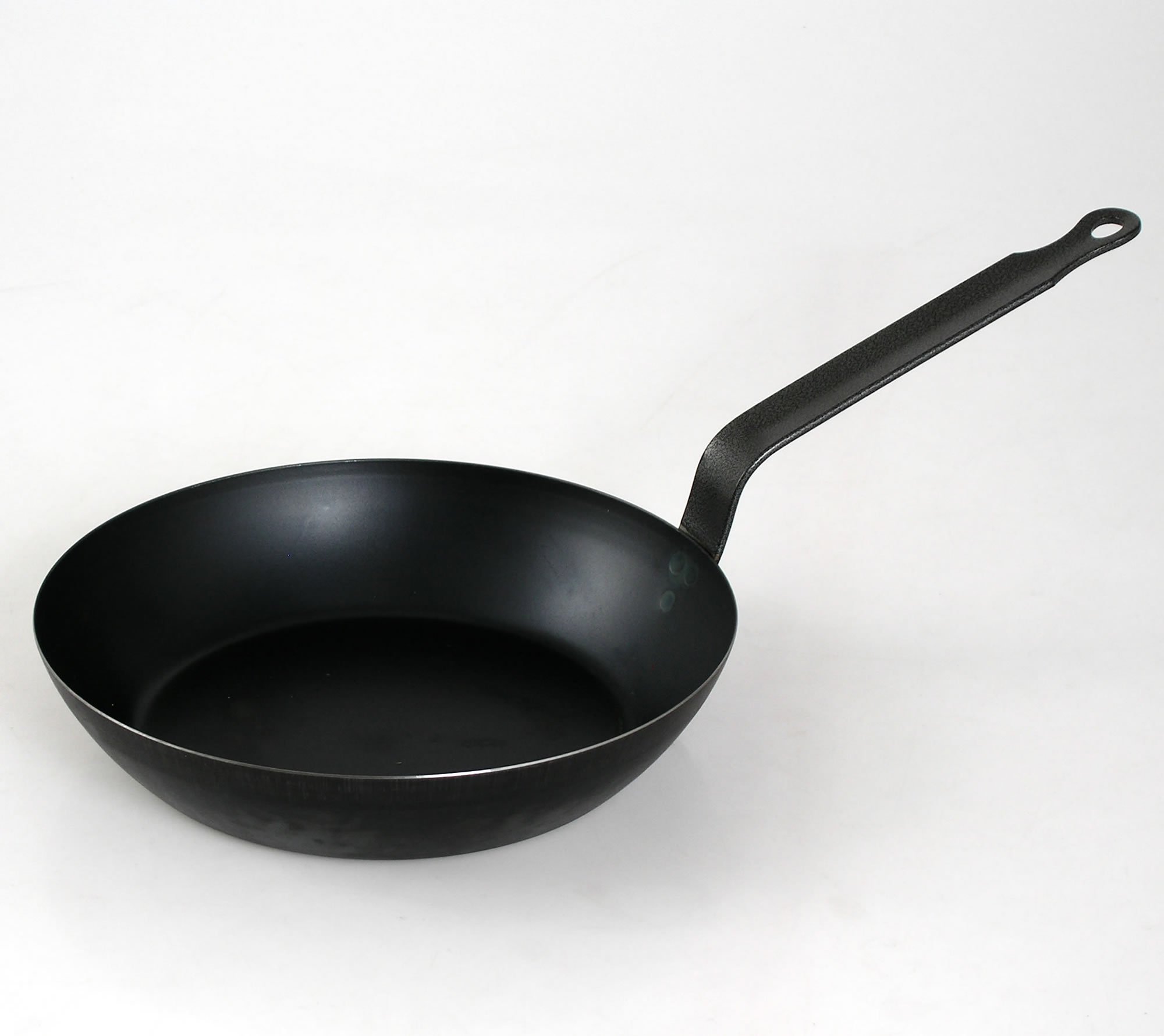 pentole-agnelli-cofe3006t28-padella-lionese-leggera-in-ferro-con-1-manico-nero-2 image 8
