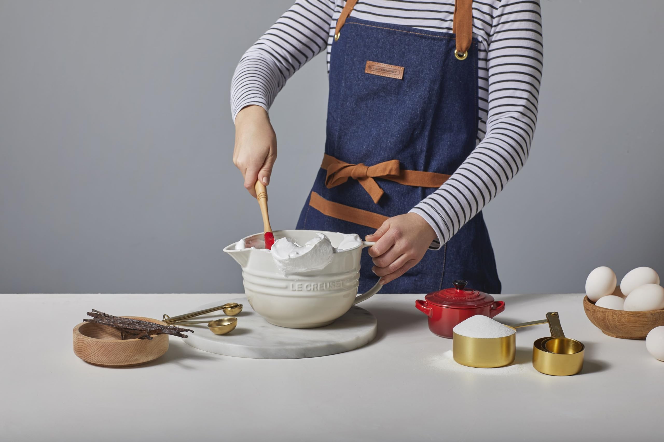 le-creuset-ciotola-per-impastare-in-gres-vetrificato-2-l-colore-meringue-7010620 image 7