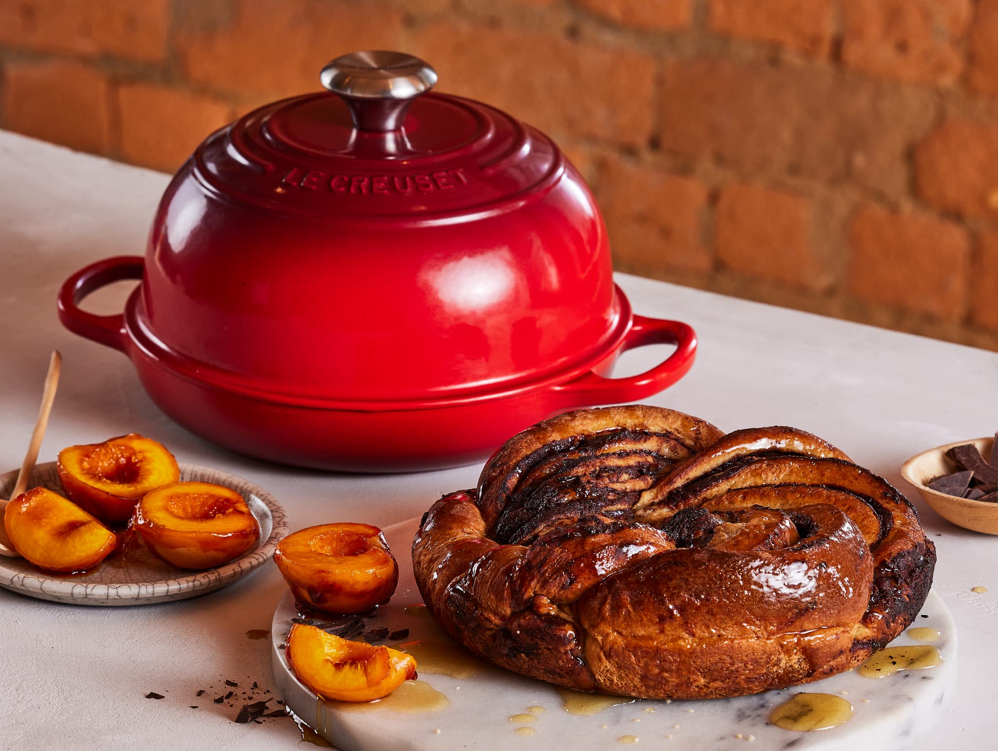 le-creuset-cocotte-per-pane-in-ghisa-vetrificata-24-cm-con-coperchio-a-cupola-ci image 7