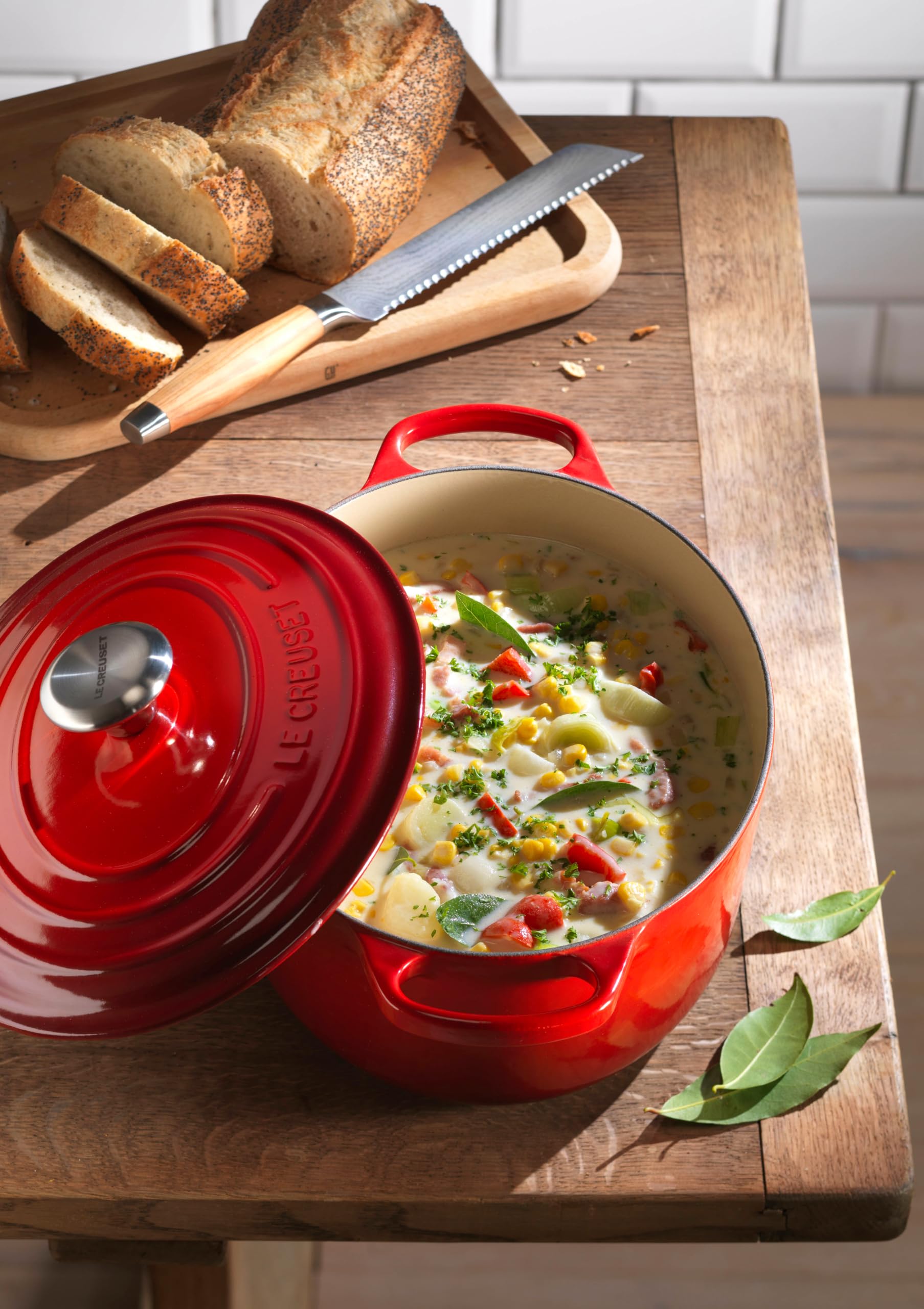 le-creuset-casseruola-ovale-evolution-in-ghisa-con-coperchio-27-cm-colore-cilieg image 6