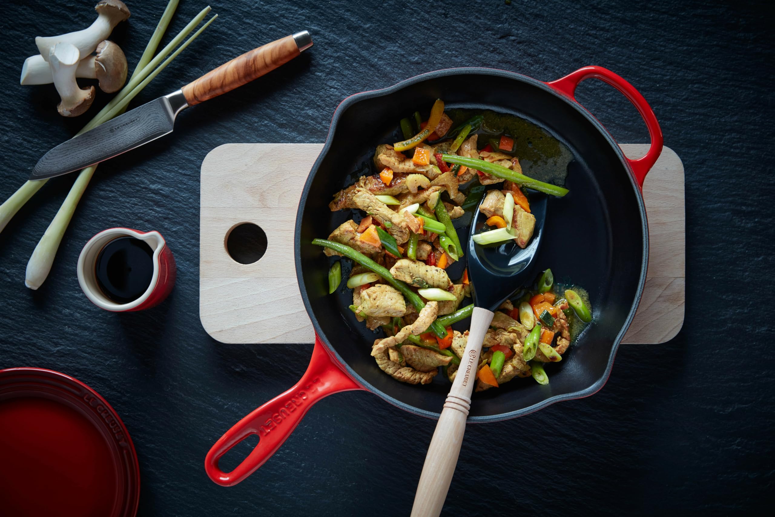 le-creuset-padella-doppio-becco-profonda-evolution-in-ghisa-vetrificata-26-cm-2- image 7