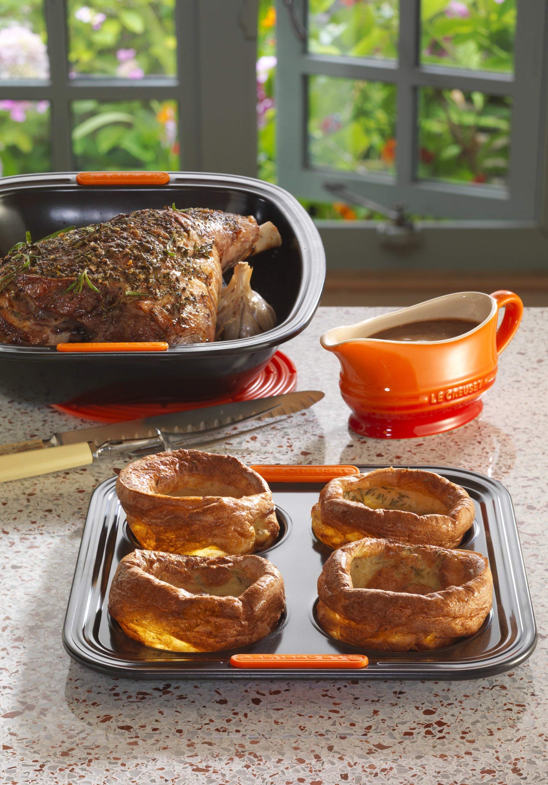 le-creuset-stampo-antiaderente-per-yorkshire-pudding-4-pezzi-da-10-cm-acciaio-al image 2