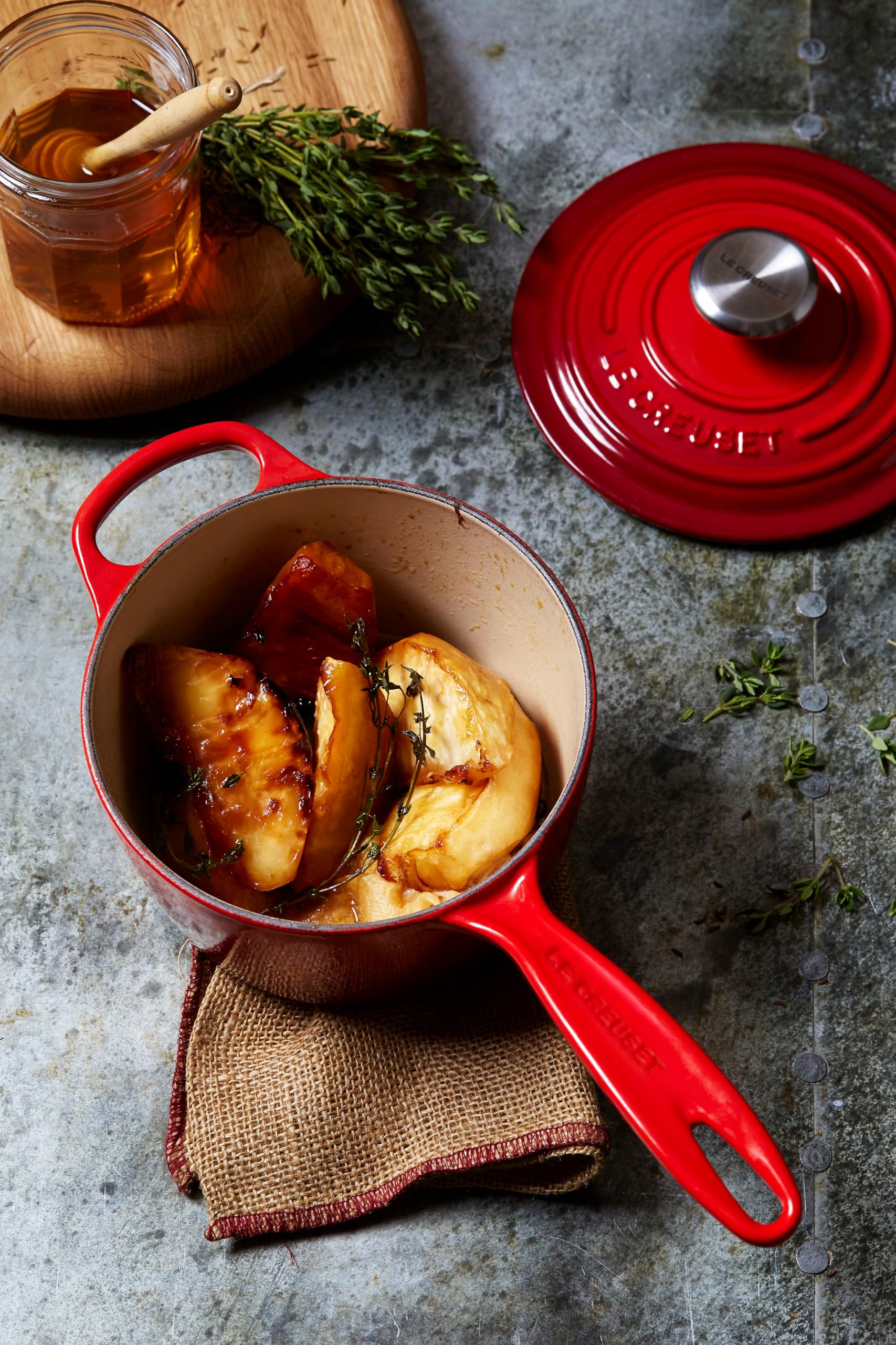 le-creuset-casseruola-evolution-manico-lungo-in-ghisa-vetrificata-18-cm-1-8-l-ad image 6